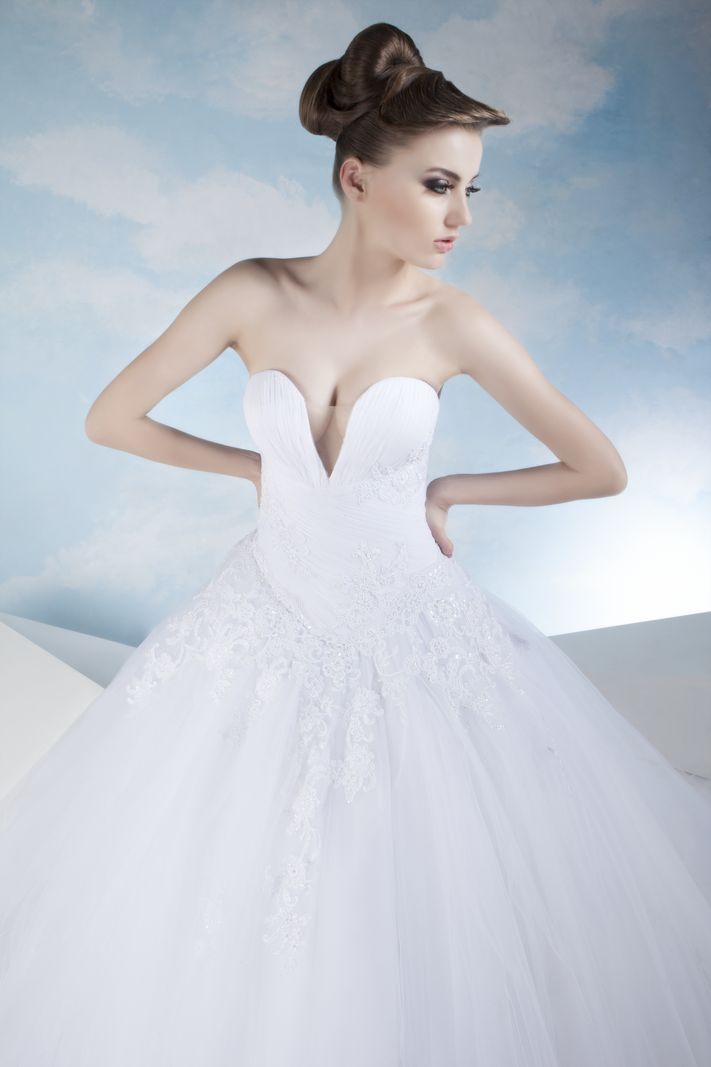 Wedding dresses I Bridal and bridesmaid gowns I Beirut - Lebanon